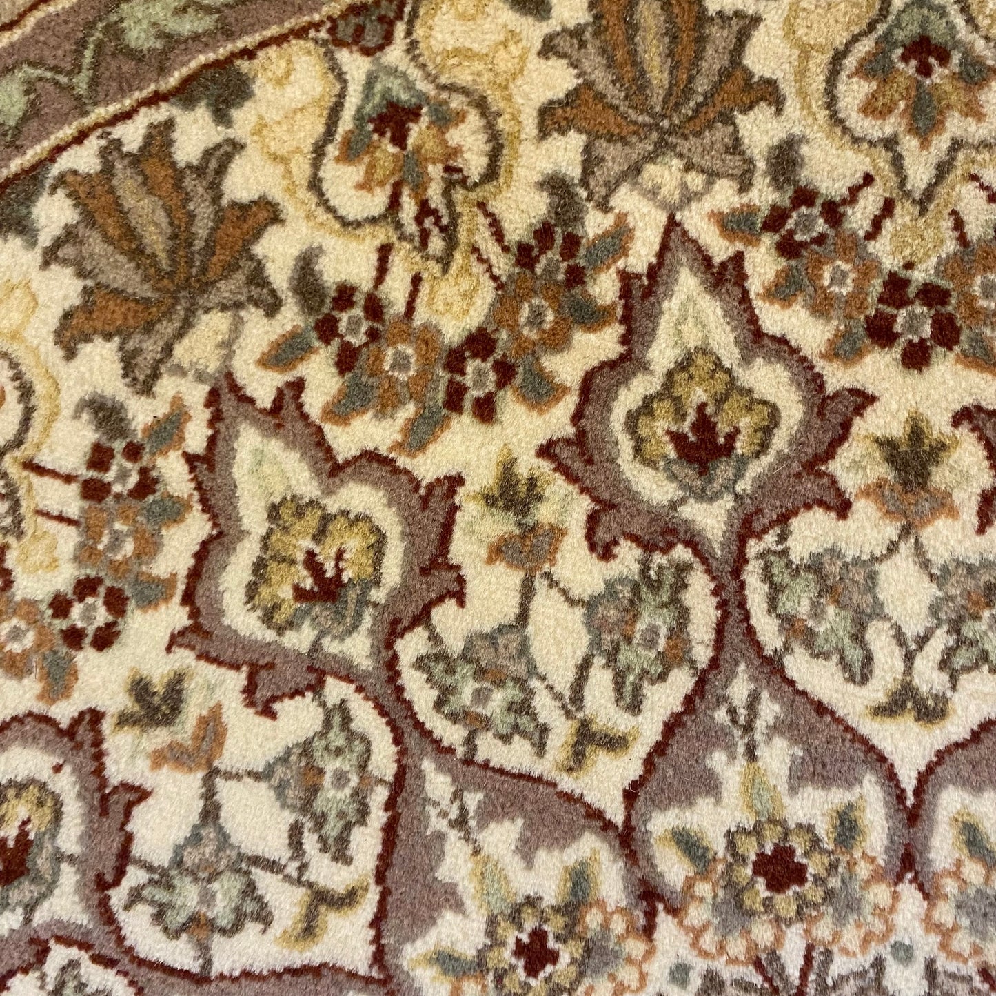 Vintage Rug, 5' 6 x 5' 8 Cream