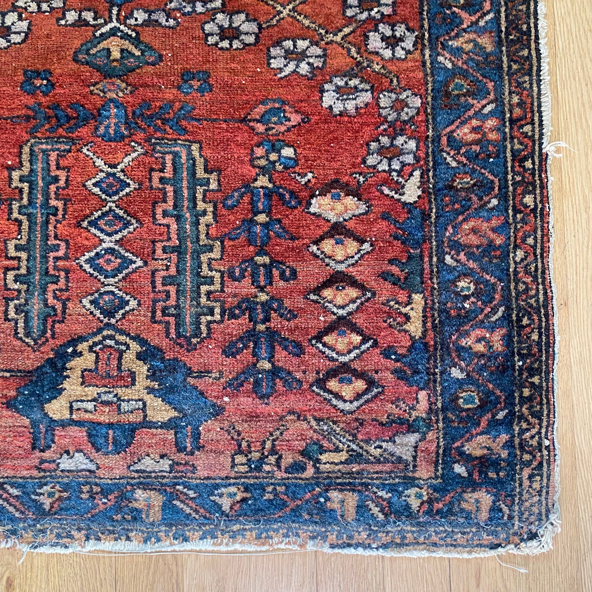 4275 - Jessie's Oriental Rugs