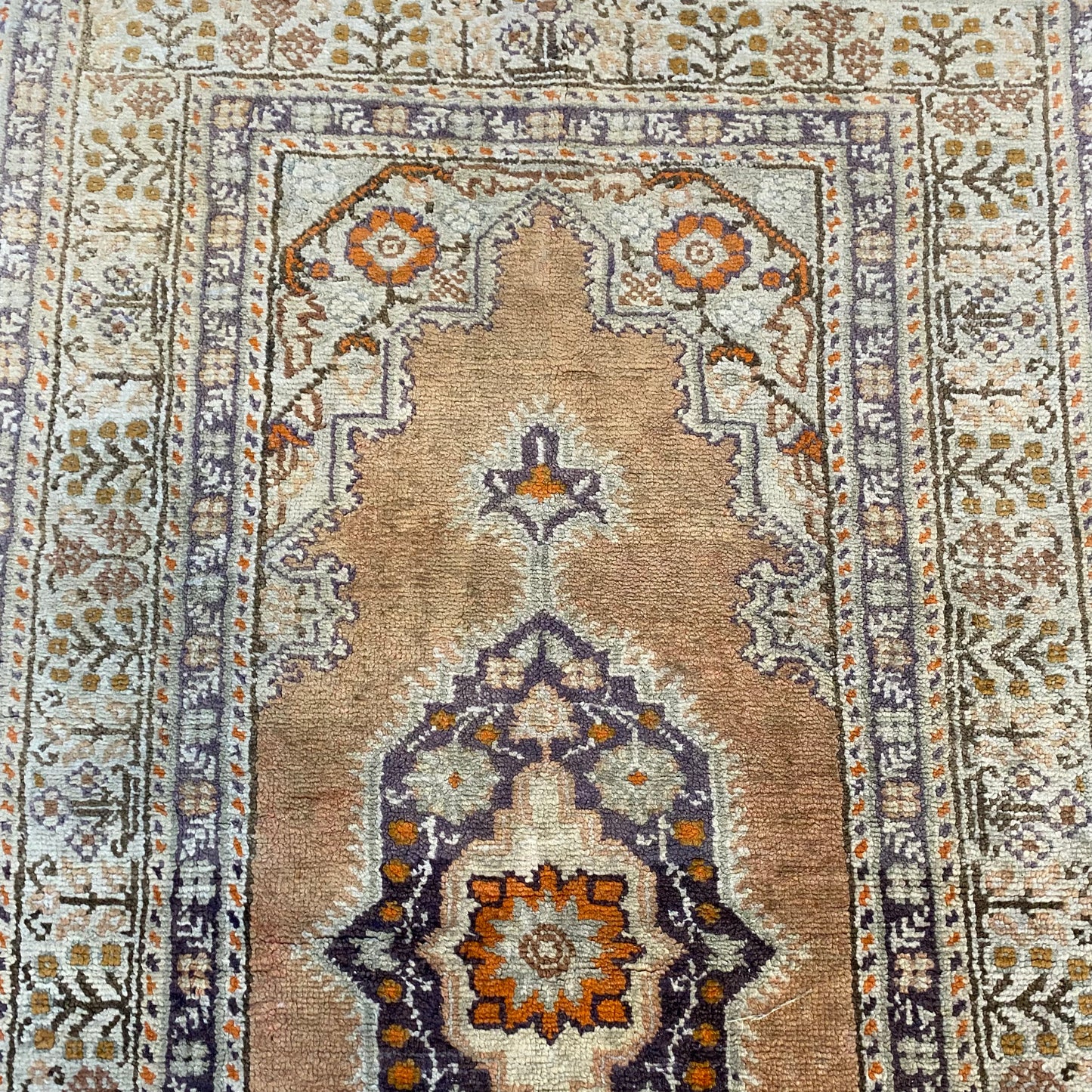 Vintage Rug, 2' x 3' 4 Tan