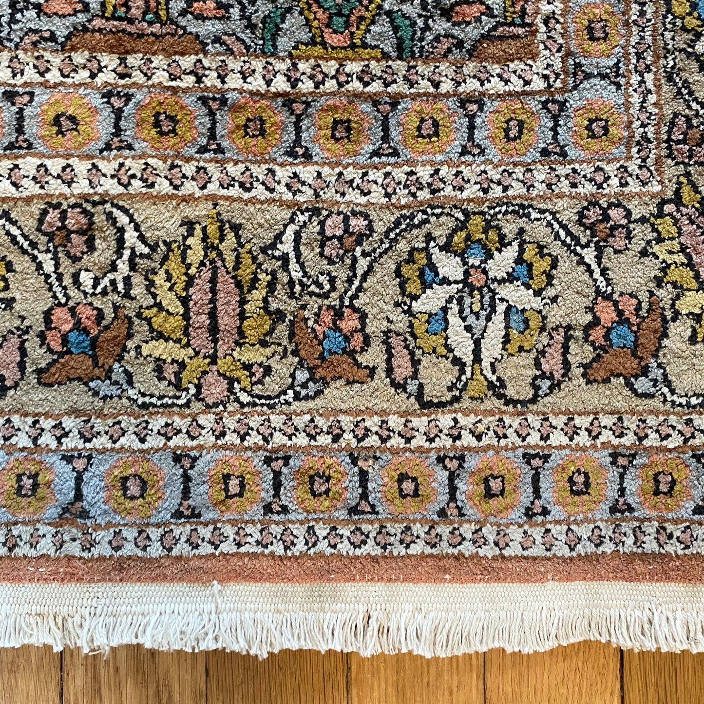Vintage Rug, 3' x 5' 3 Pink