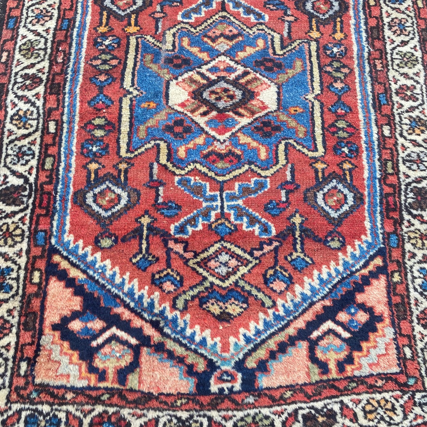 Vintage Rug, 2' 2 x 2' 11 Red