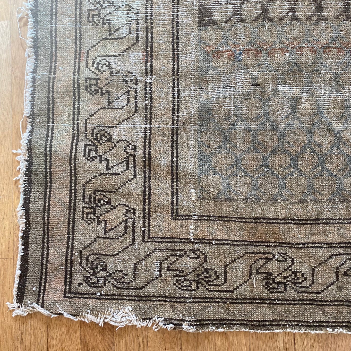 Vintage Rug, 4' 9 x 5' 11 Beige
