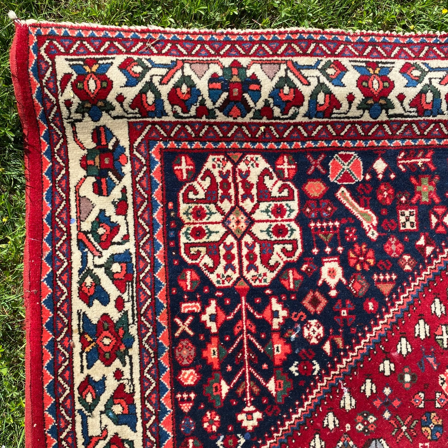 Vintage Rug, 4' 11 x 6' 7 Red
