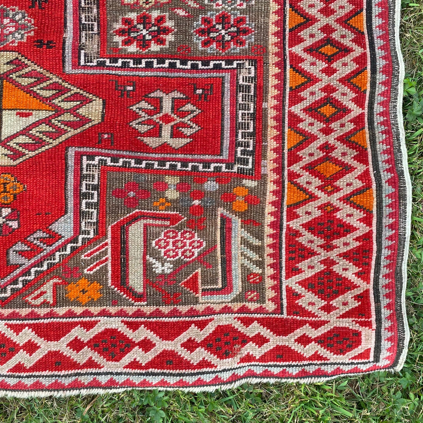 Vintage Rug, 3' 9 x 6' 9 Brown