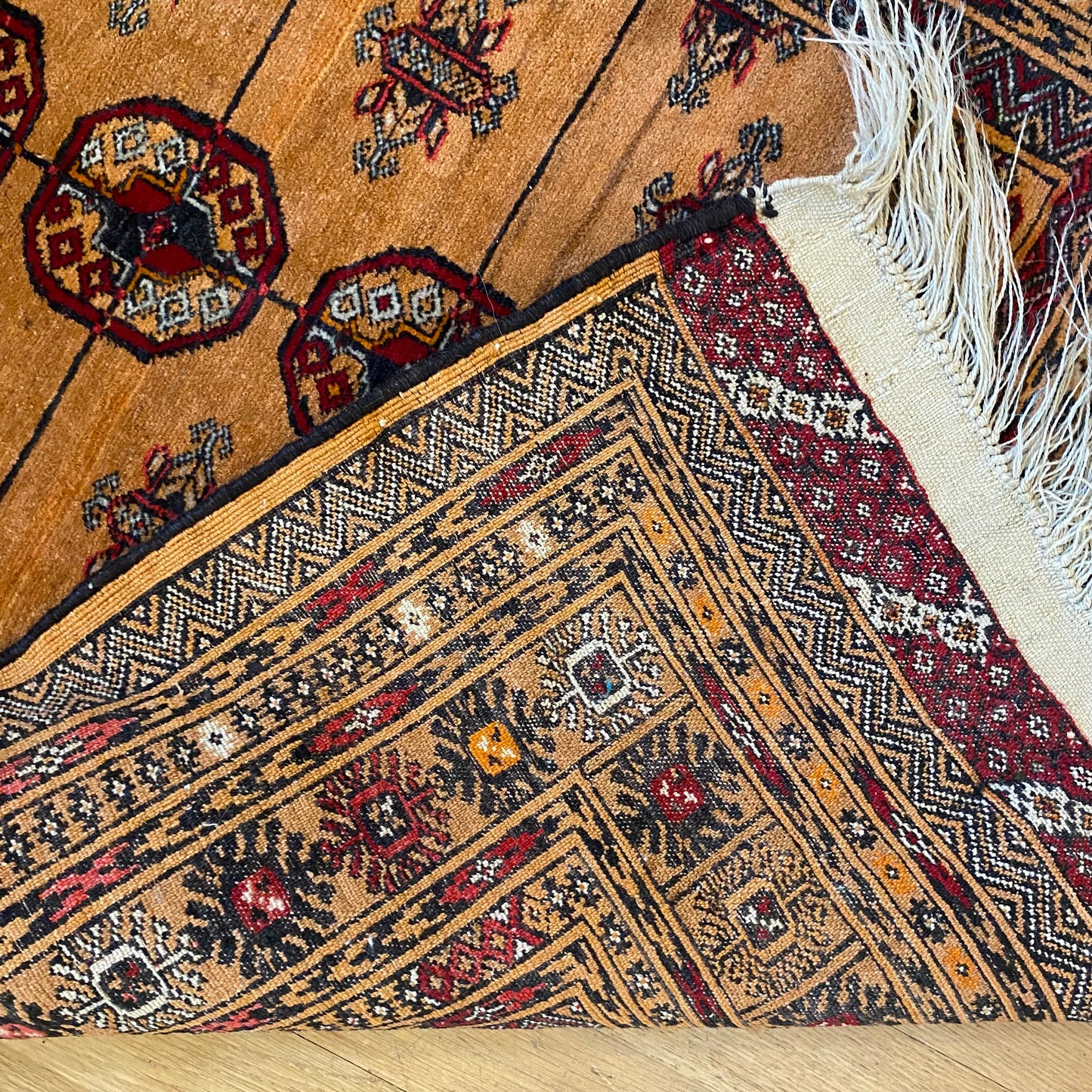 Vintage Rug, 3' x 4' 7 Gold