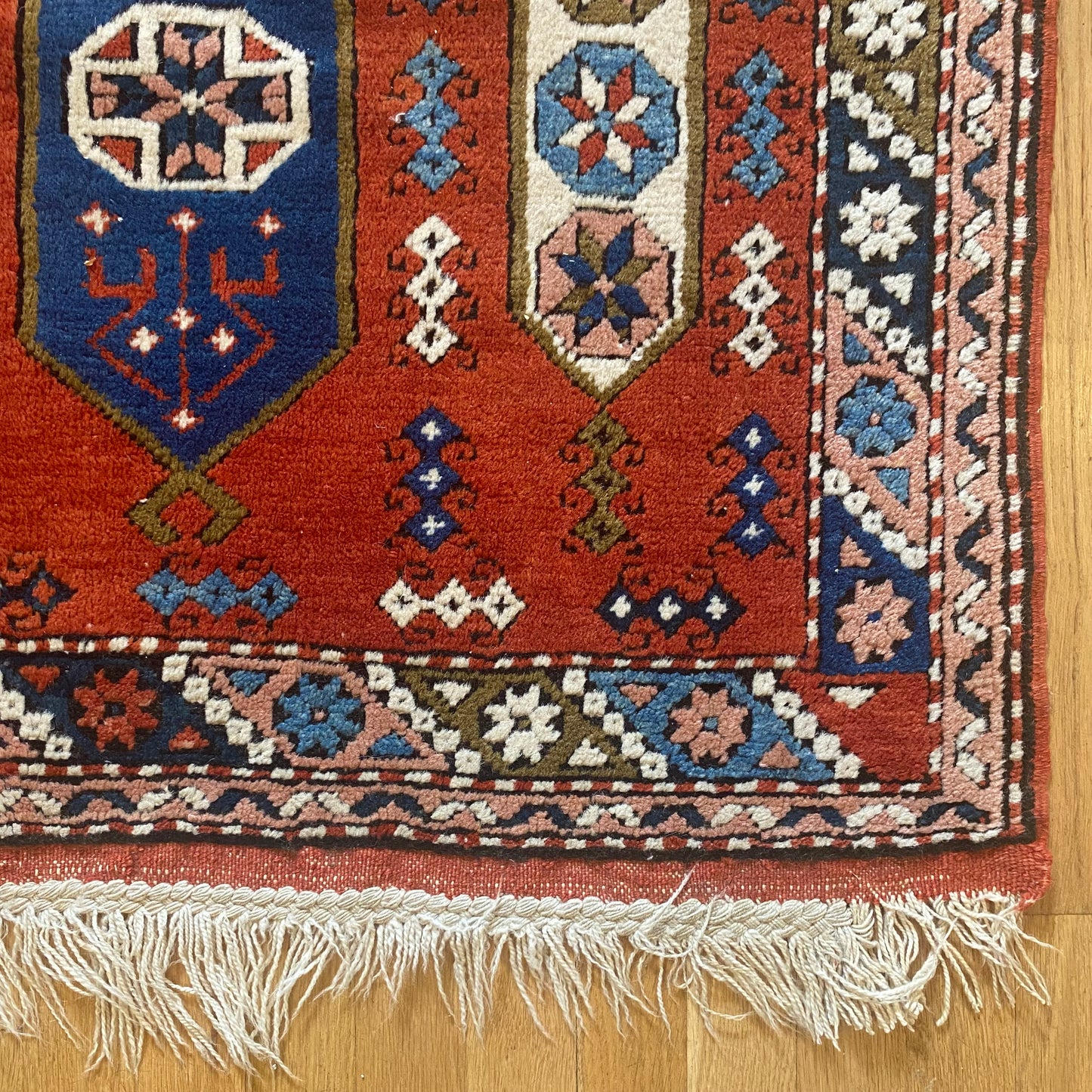 Vintage Rug, 3' x 5' 2 Terracotta