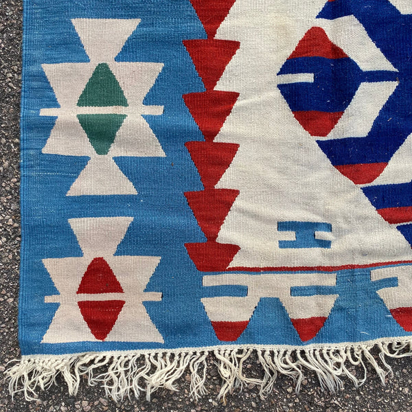 Vintage Rug, 5' 6 x 8' 10 White