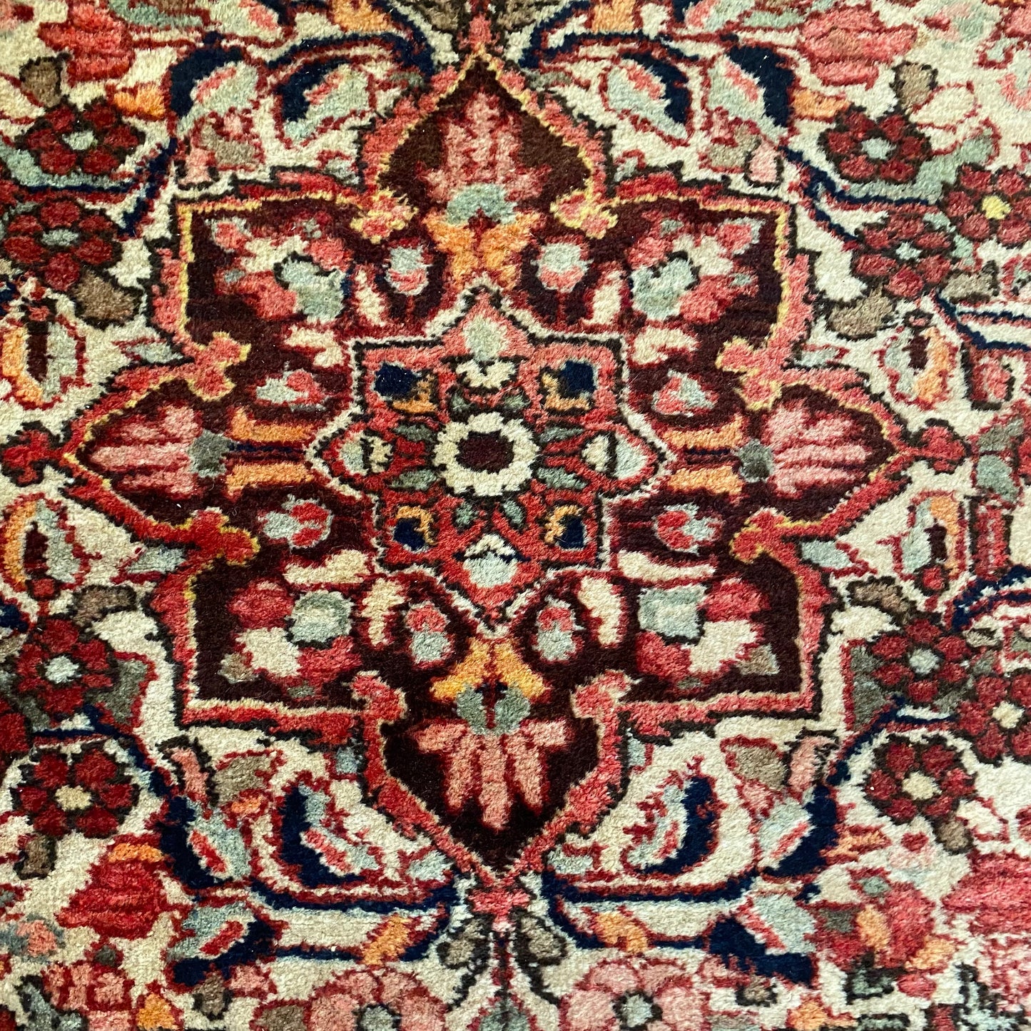 Persian Borchelou, 4' 11 x 6' 8 Vintage White - Jessie's Oriental Rugs