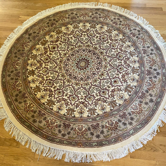 Vintage Rug, 5' 6 x 5' 8 Cream