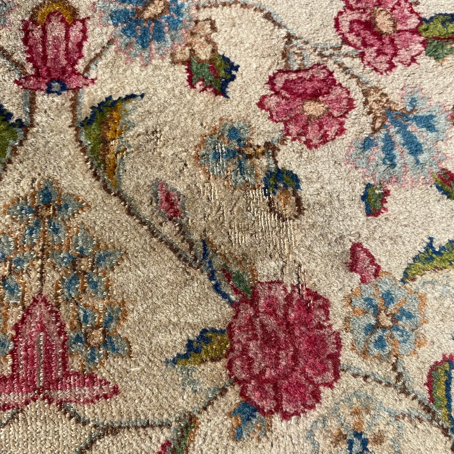 Vintage Rug, 2' 11 x 9' 5 Cream