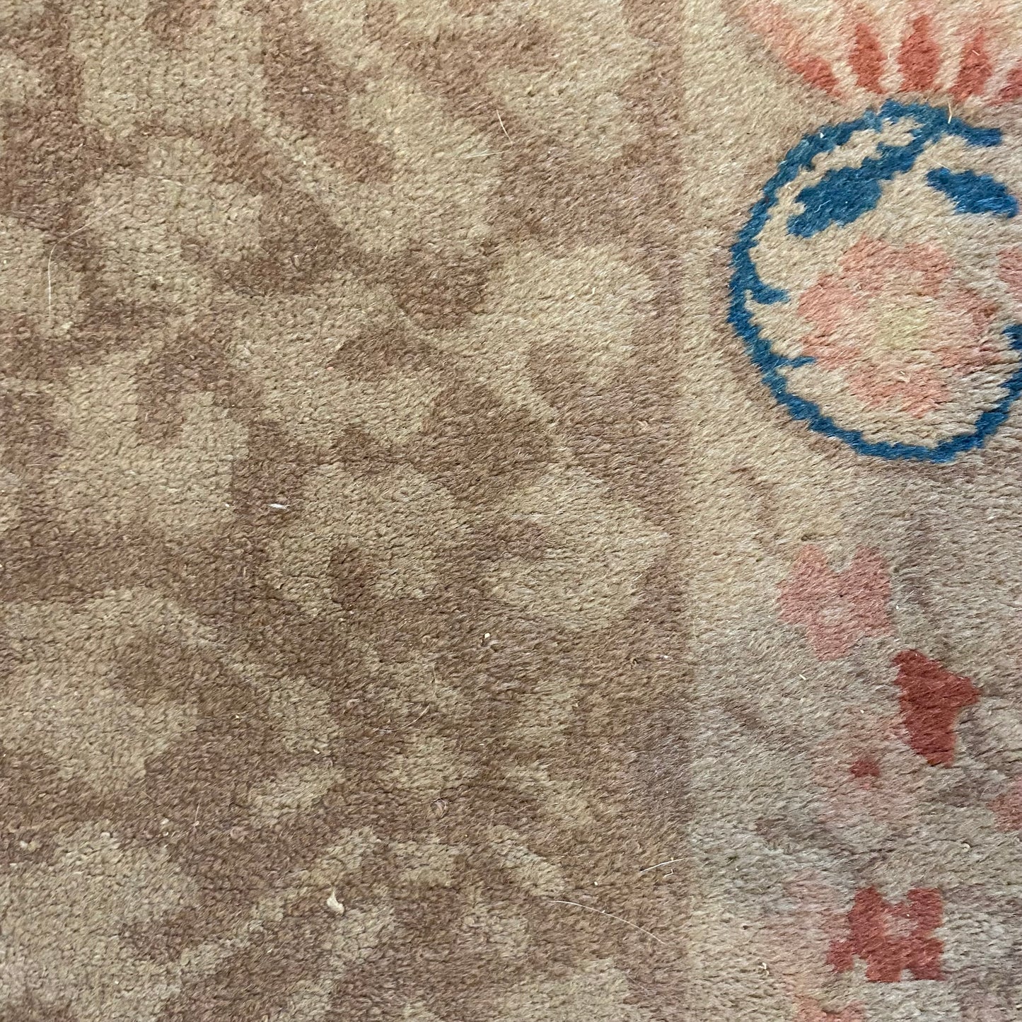 Art Deco Chinese Rug, 2' 2 x 4' 11 Beige Vintage