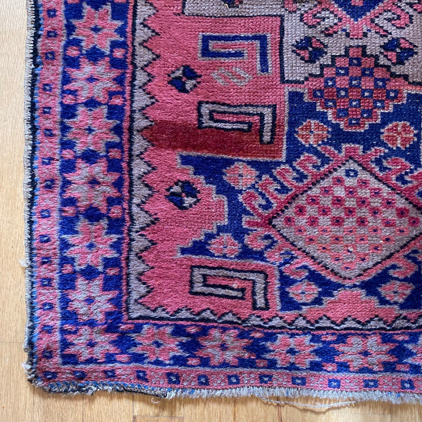 Vintage Rug, 2' 5 x 6' 10 Purple