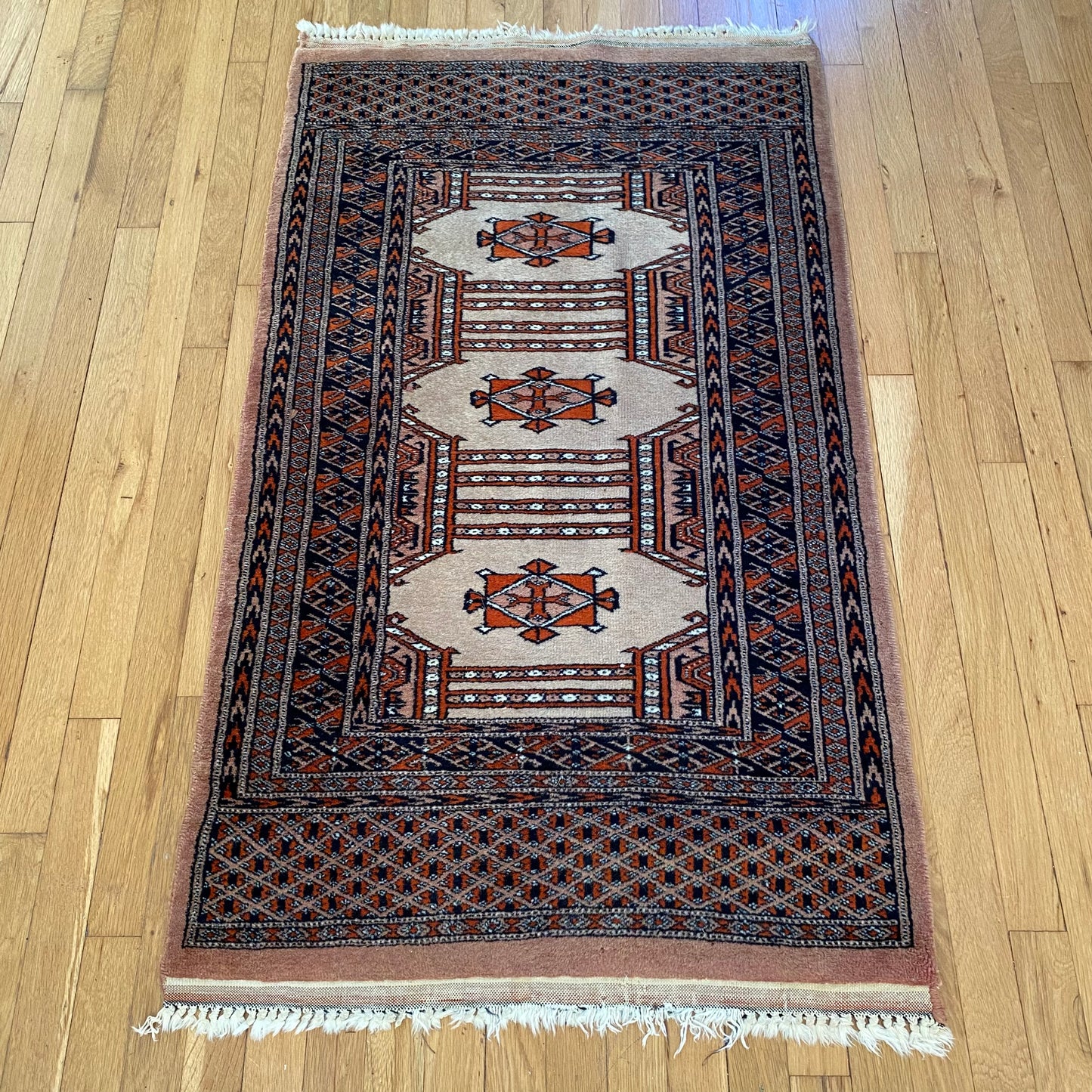 Vintage Rug, 2' 6 x 4' 6 Tan