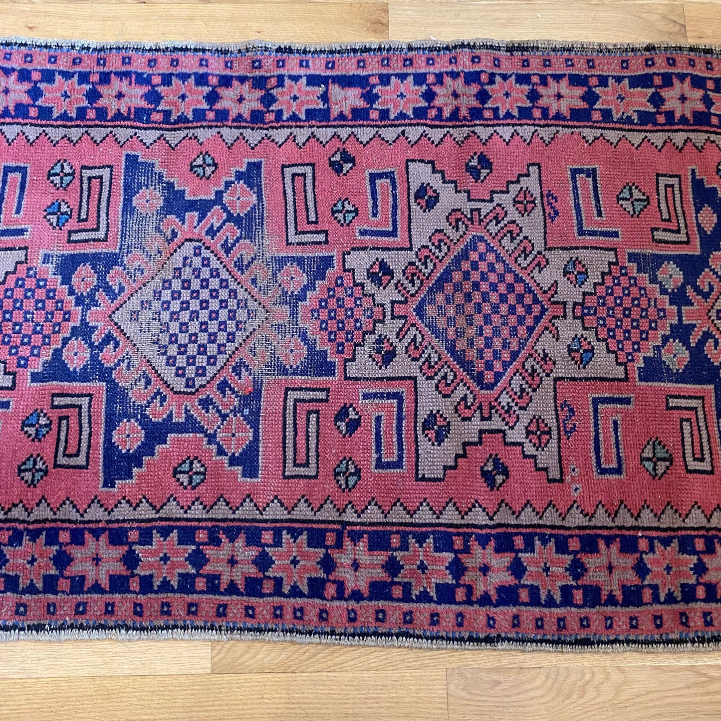 Vintage Rug, 2' 5 x 6' 10 Purple