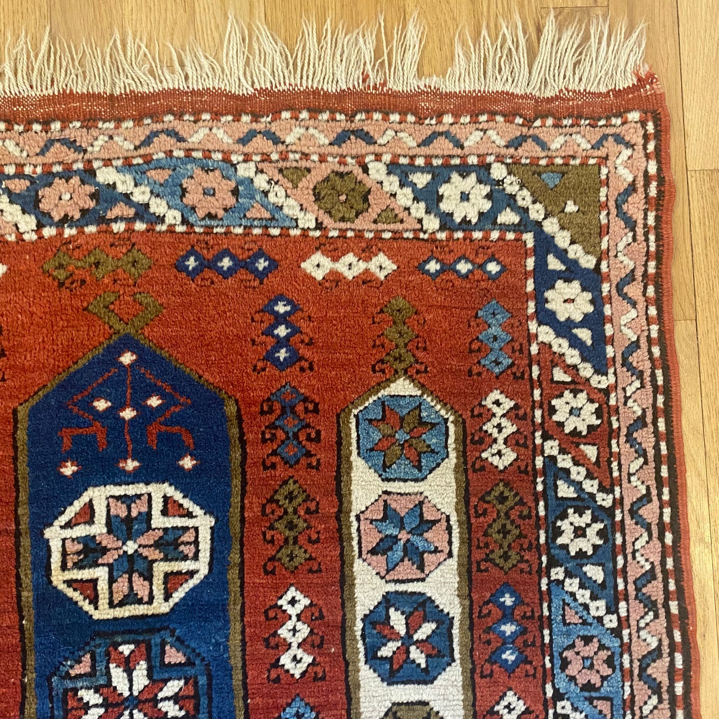 Vintage Rug, 3' x 5' 2 Terracotta