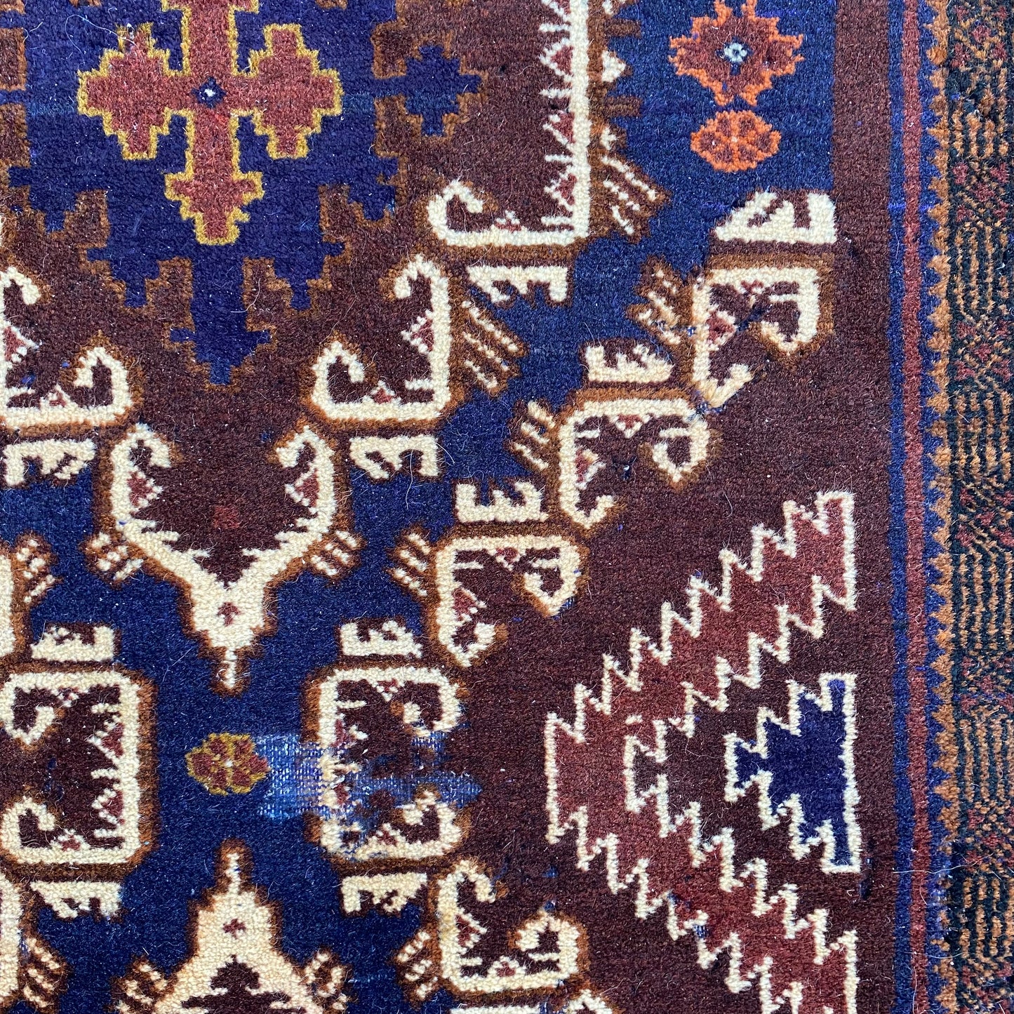 Vintage Rug, 3' x 5' 3 Brown
