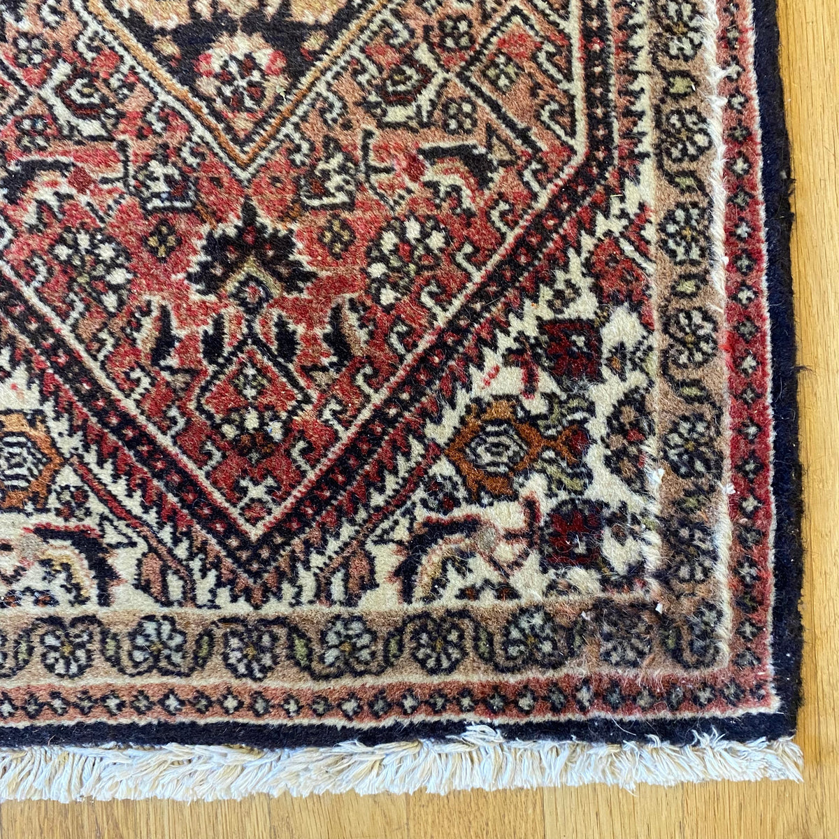 Vintage Rug, 1' 5 x 2' 2 White