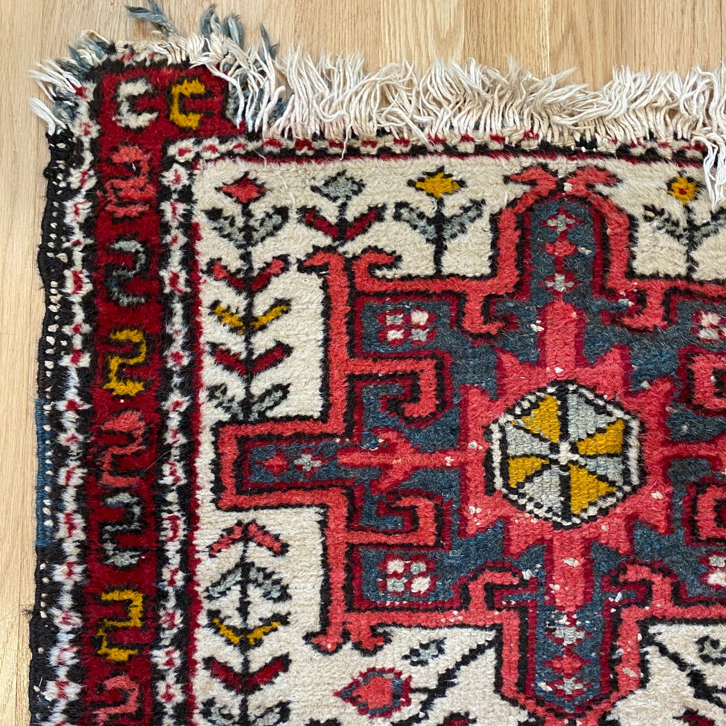 Vintage Rug, 2' 3 x 3' 11 White