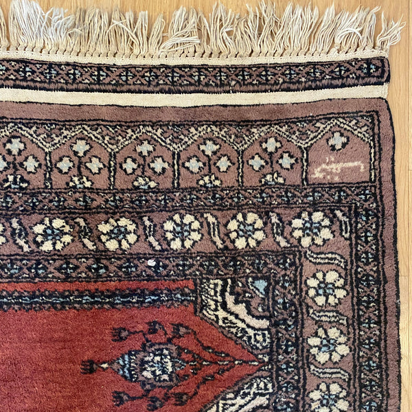 Vintage Rug, 2' 2 x 6' 6 Prayer