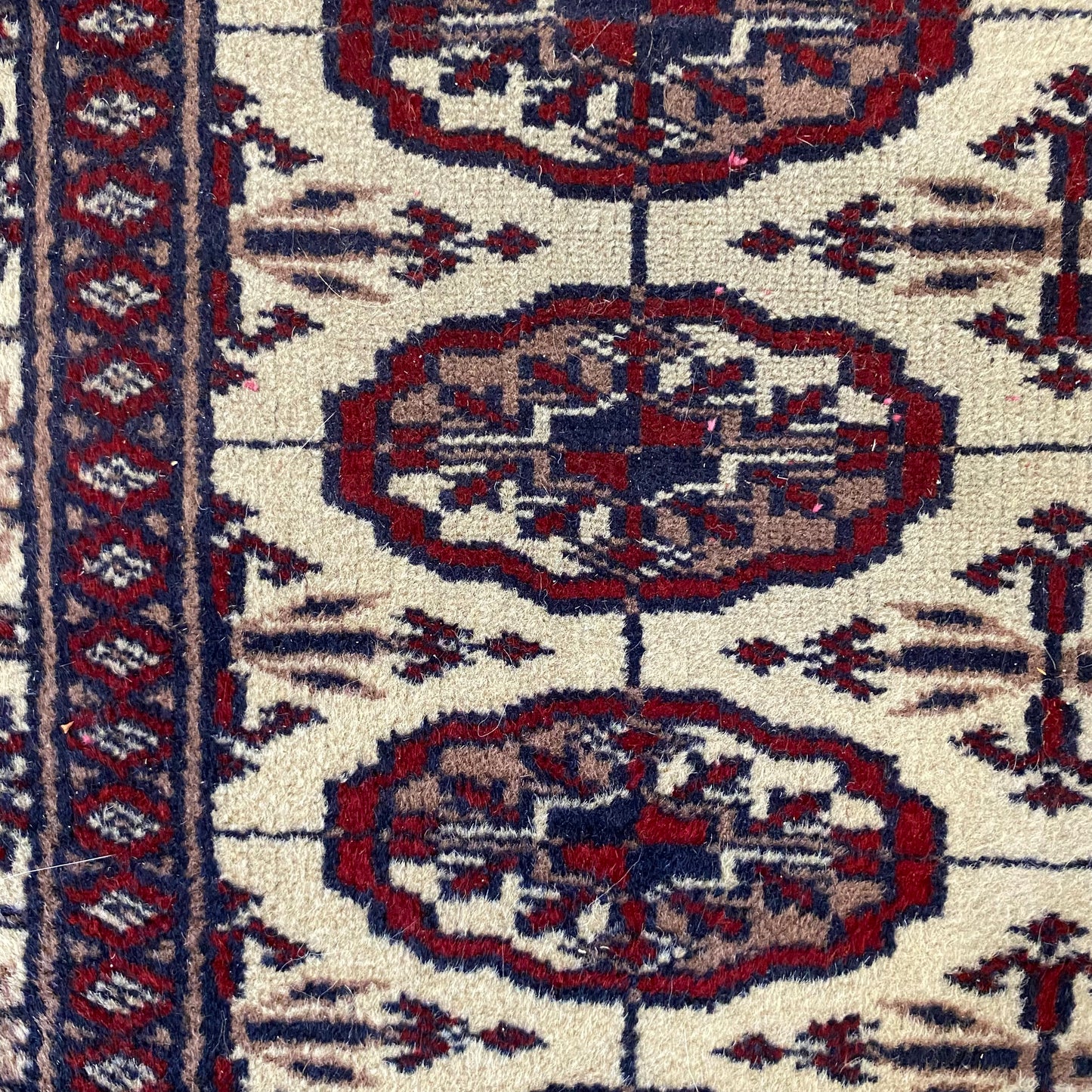 Vintage Rug, 2' 2 x 3' 9 White