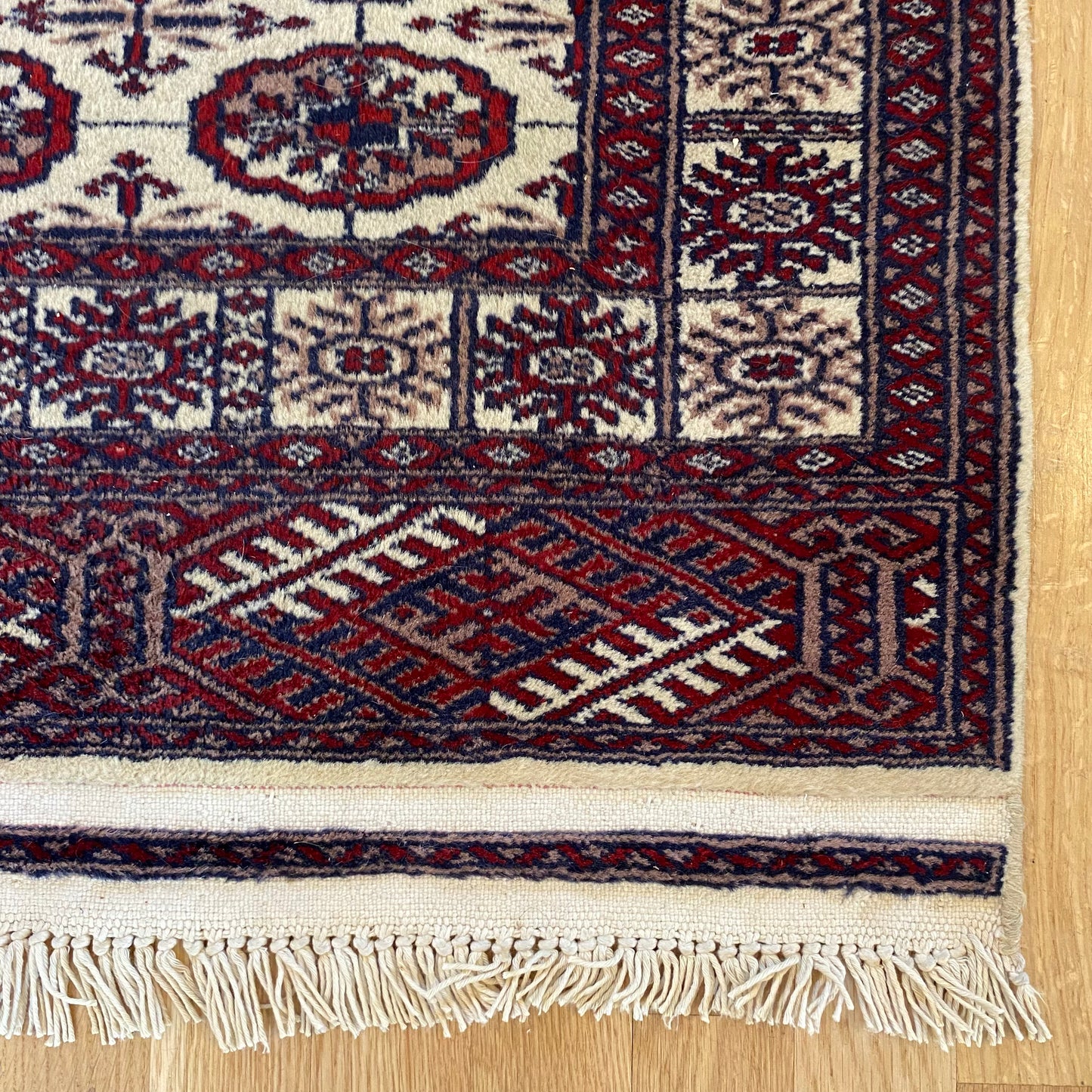 Vintage Rug, 2' 2 x 3' 9 White