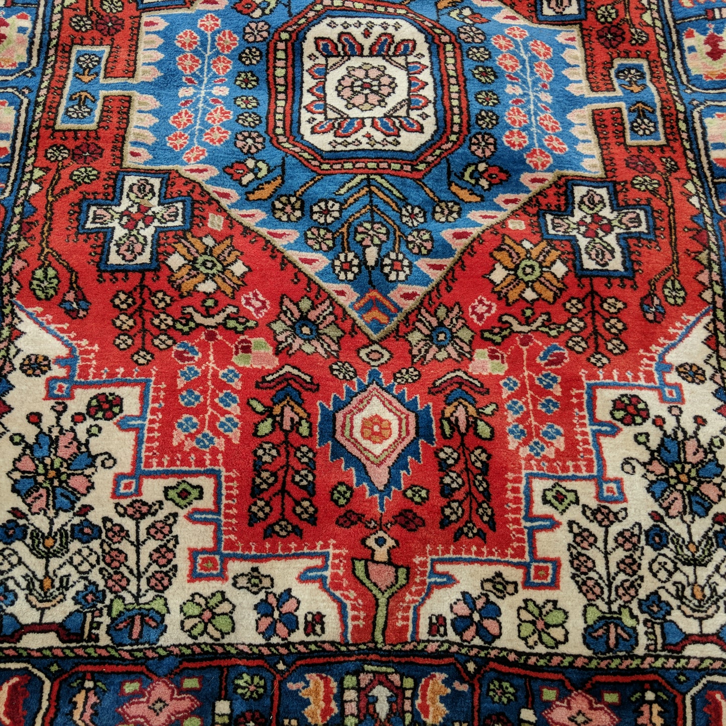 Vintage Rug, 4' 5 x 6' 7 Red
