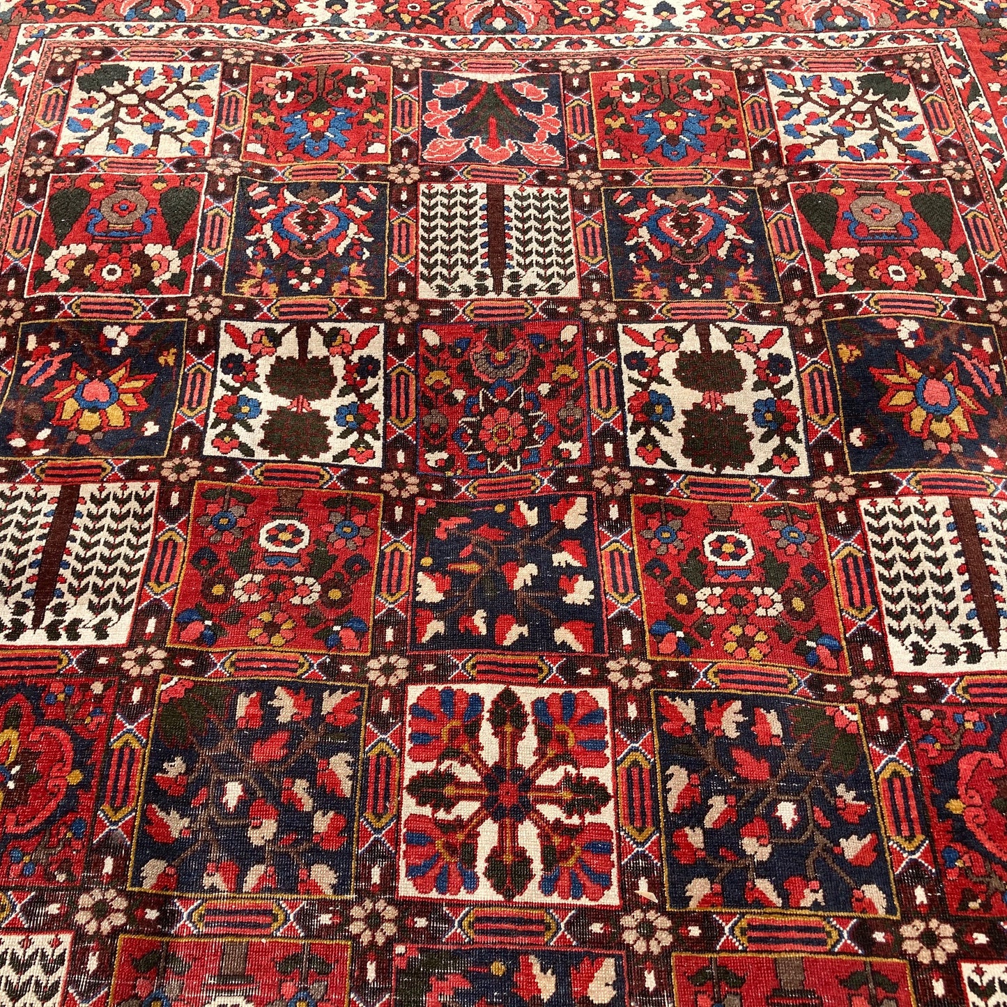 Vintage Rug, 7' x 10' 2 Red