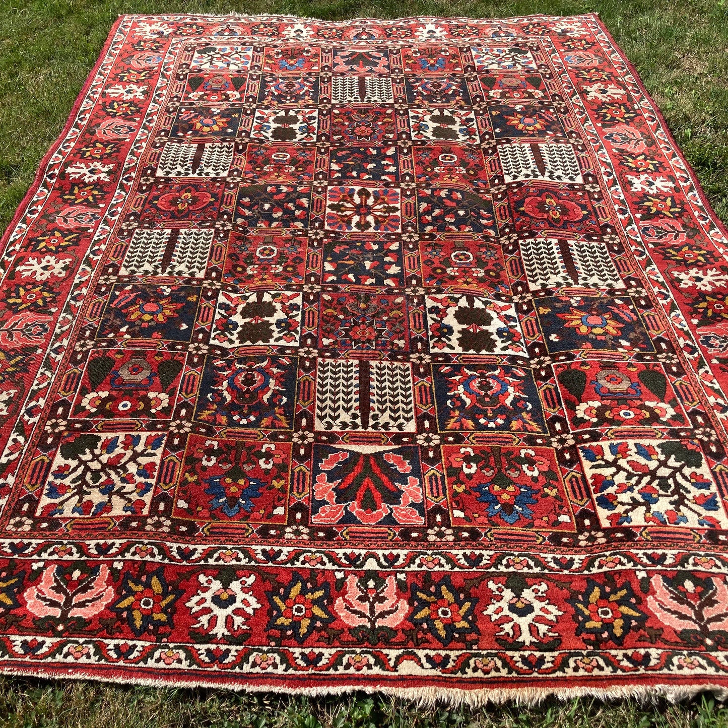 Vintage Rug, 7' x 10' 2 Red