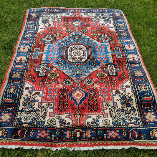 Vintage Rug, 4' 5 x 6' 7 Red