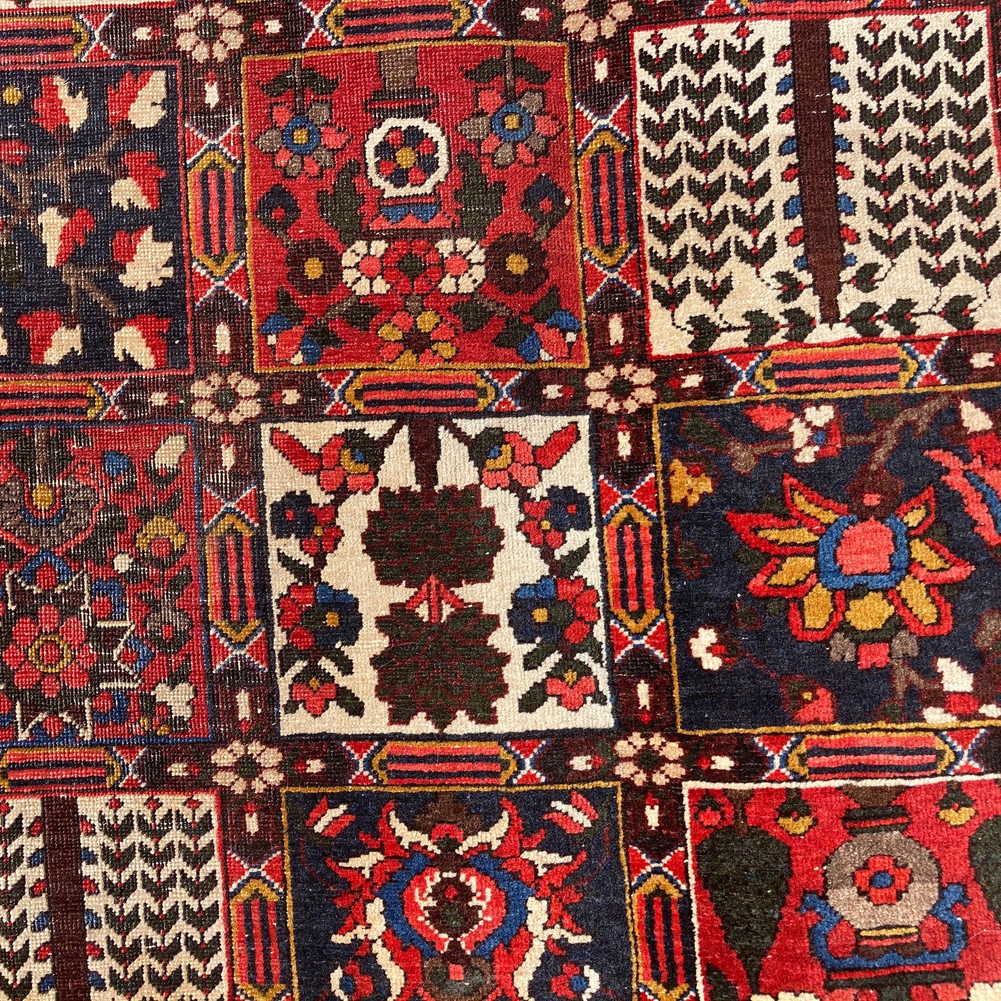 Vintage Rug, 7' x 10' 2 Red