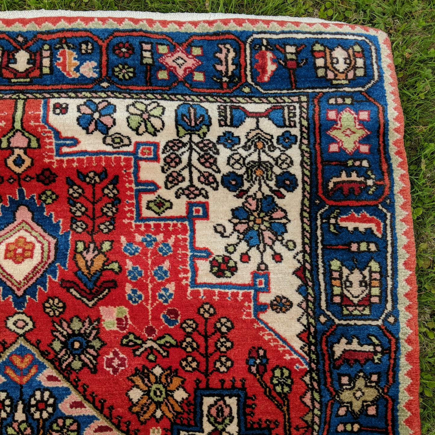 Vintage Rug, 4' 5 x 6' 7 Red