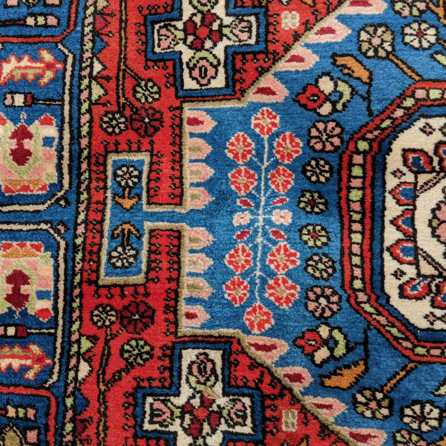 Vintage Rug, 4' 5 x 6' 7 Red