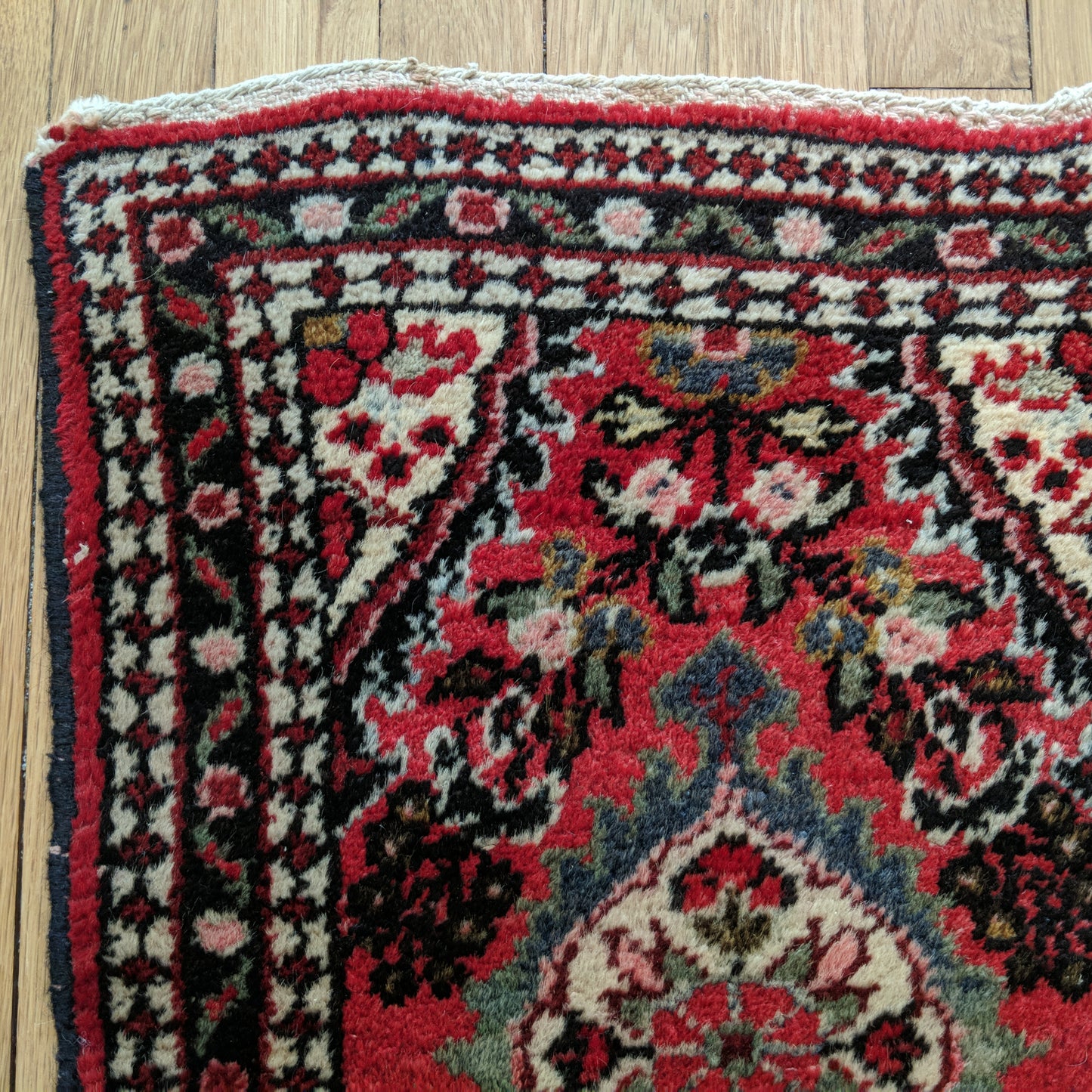Vintage Rug, 1' 6 x 2' 2 Red