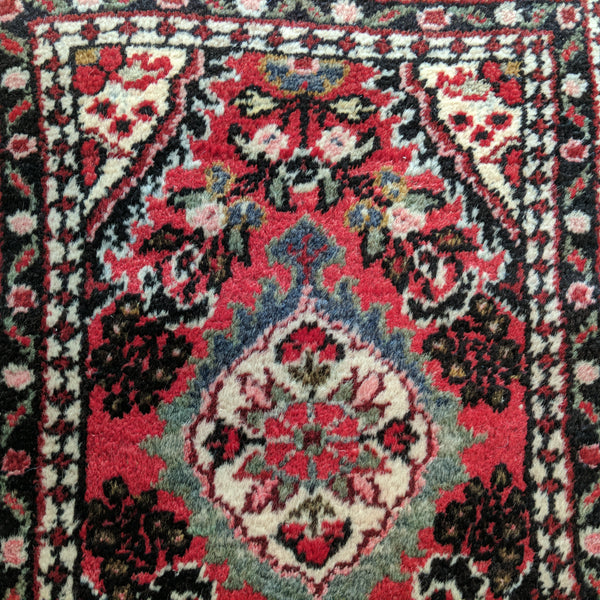 Vintage Rug, 1' 6 x 2' 2 Red