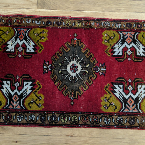 Turkish Rug, 1' 6 x 3' Red Yastik