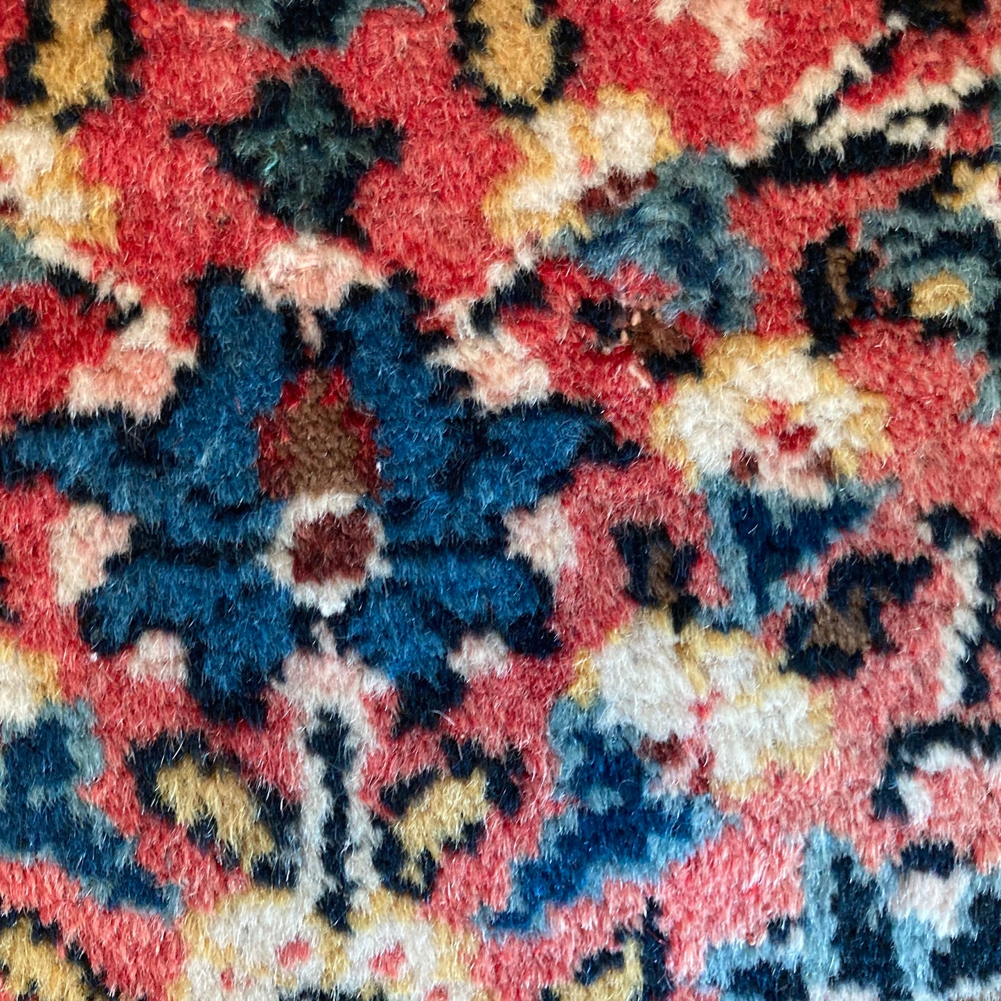Vintage Rug, 1' 7 x 2' 7 Soft Red