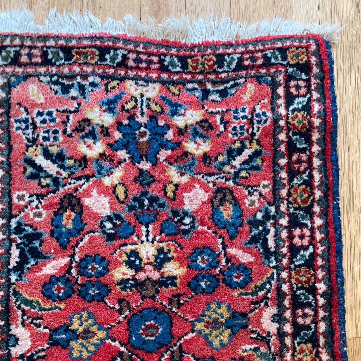 Vintage Rug, 1' 7 x 2' 7 Soft Red