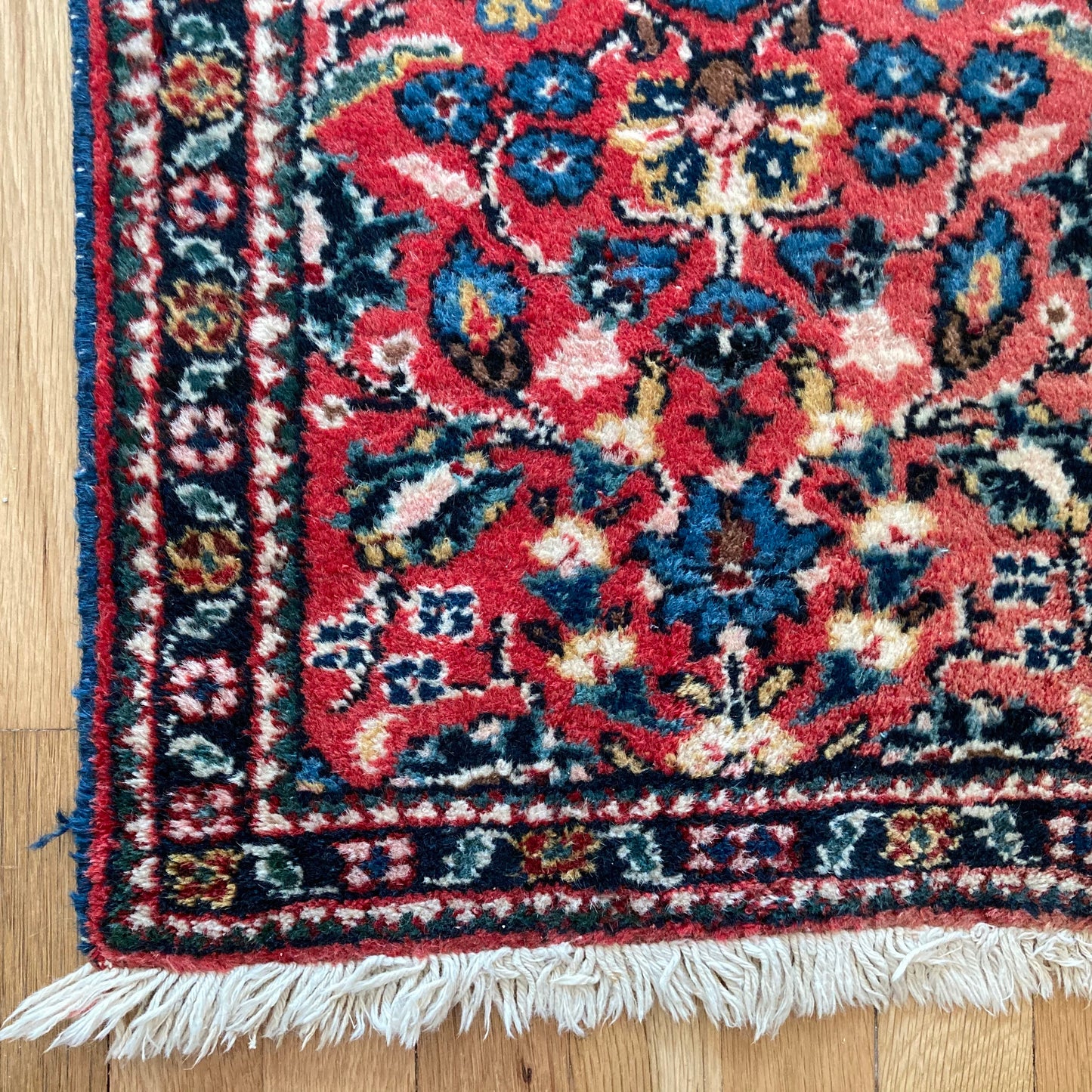 Vintage Rug, 1' 7 x 2' 7 Soft Red
