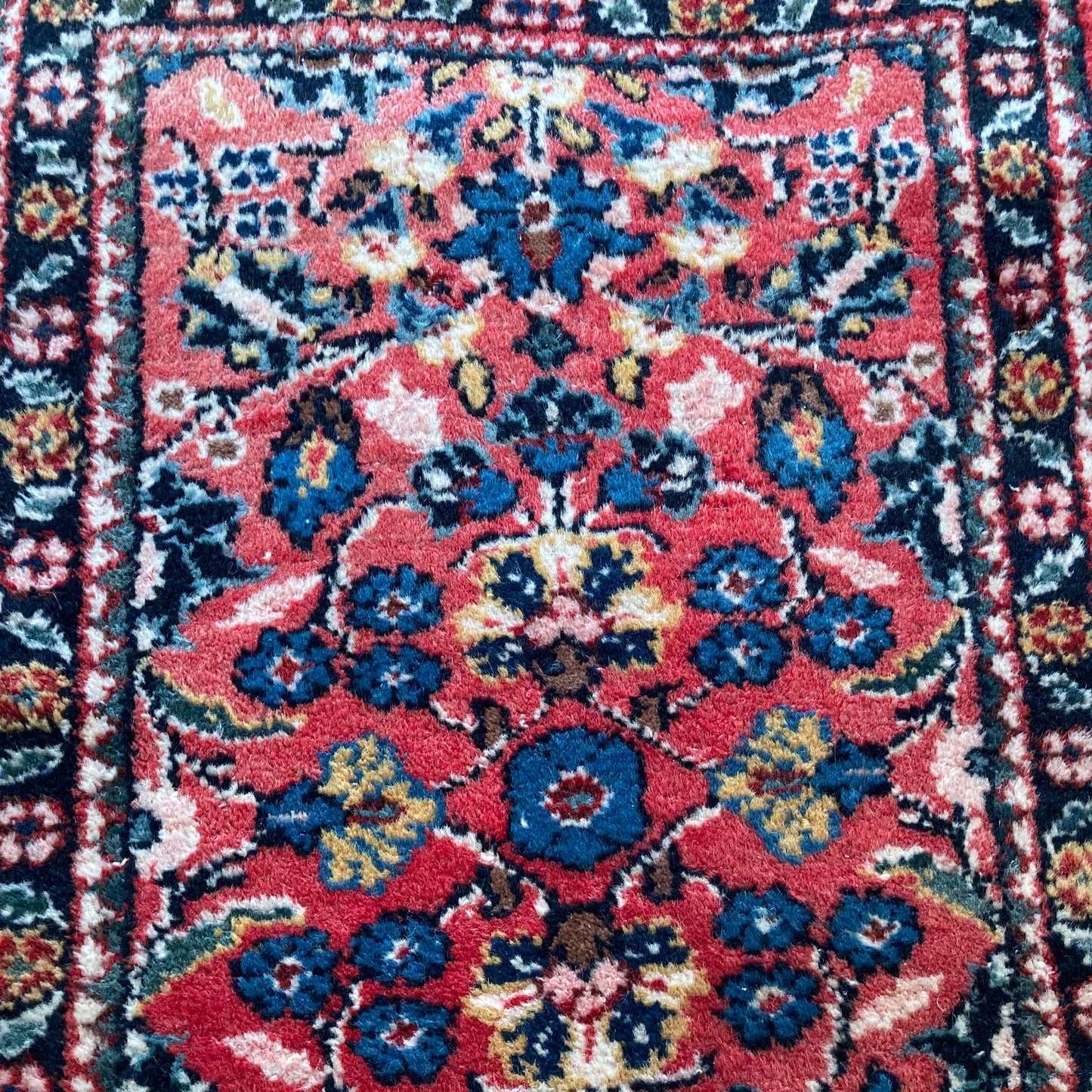 Vintage Rug, 1' 7 x 2' 7 Soft Red