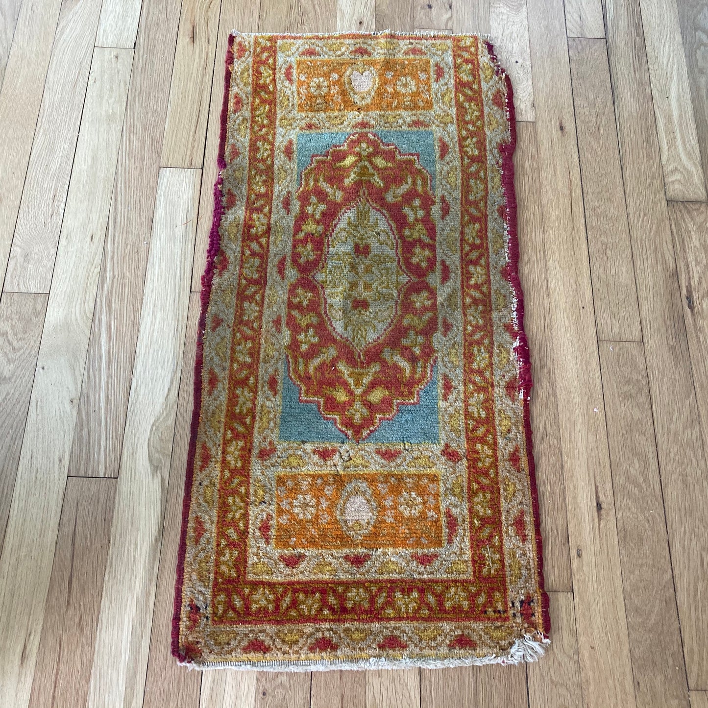 Turkish Rug, 1' 4 x 2' 11 Beige Yastik
