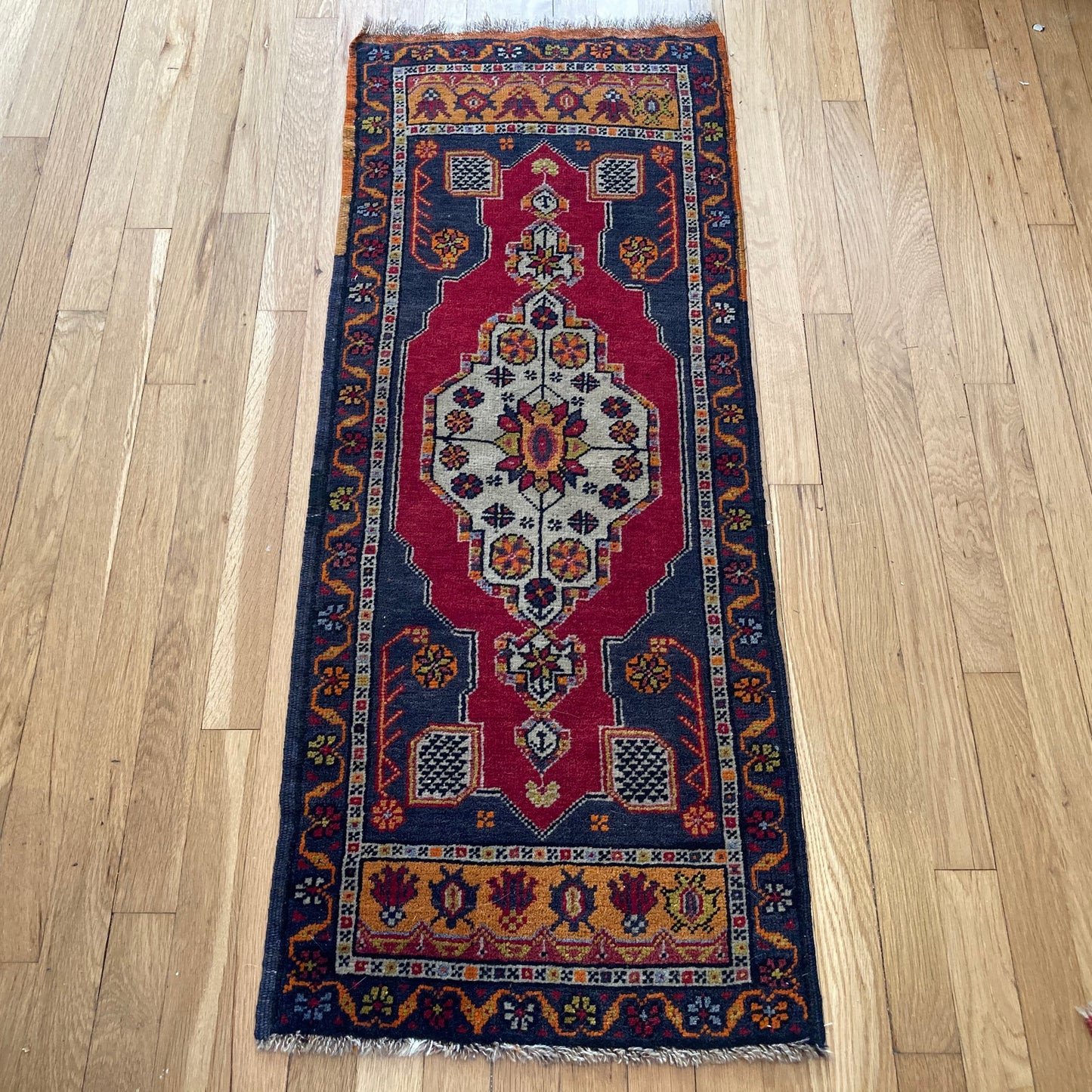 Turkish Rug, 1' 8 x 4' 3 Red Yastik