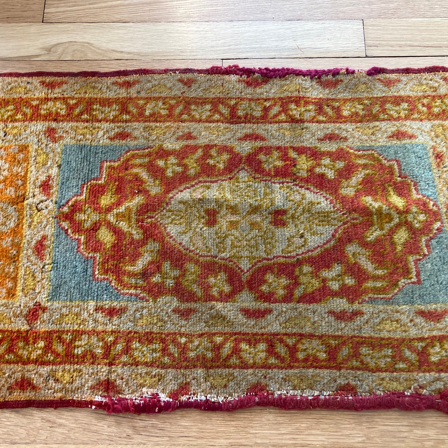 Turkish Rug, 1' 4 x 2' 11 Beige Yastik