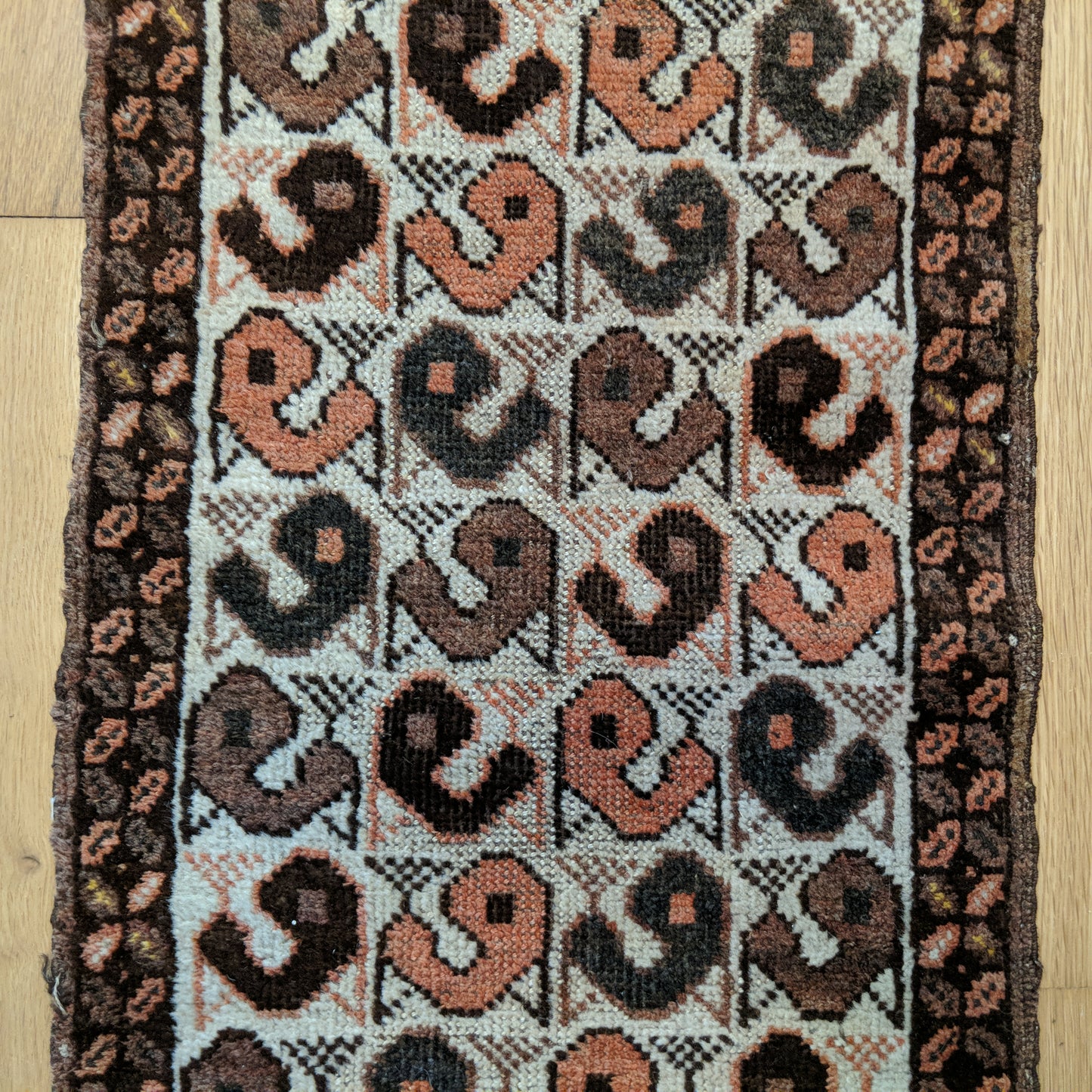 Turkish Rug, 1' 5 x 3' 8 Ivory Yastik
