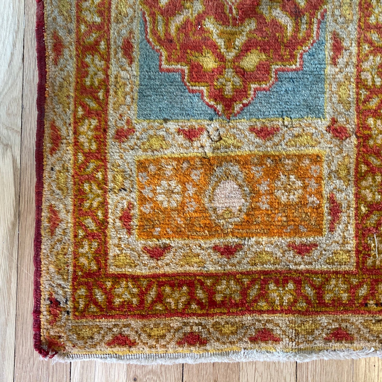 Turkish Rug, 1' 4 x 2' 11 Beige Yastik