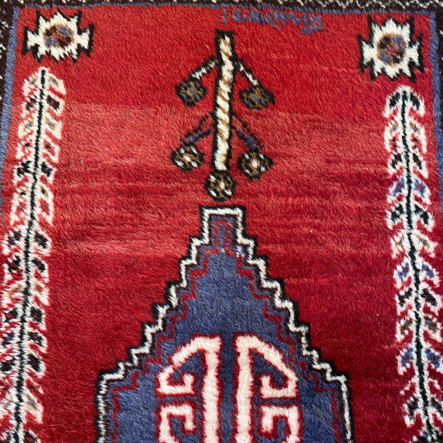 Vintage Rug, 2' 2 x 3' 9 Red