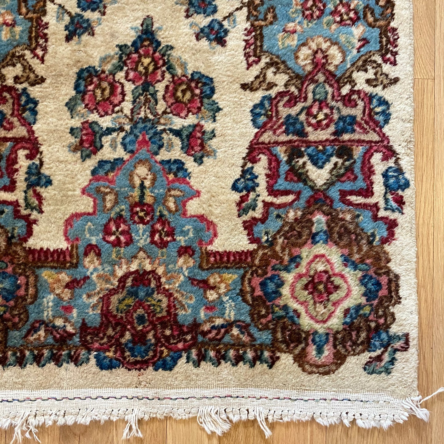 Vintage Rug, 2' x 4' 2 White