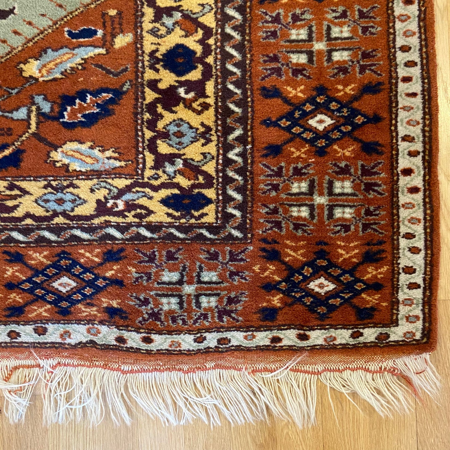 Vintage Rug, 4' x 5' 5 Soft Green