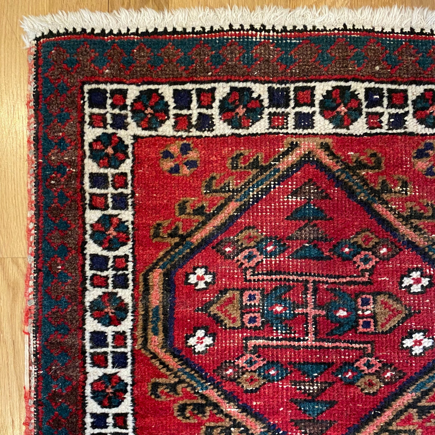 Vintage Rug, 1' 10 x 5' 1 Red