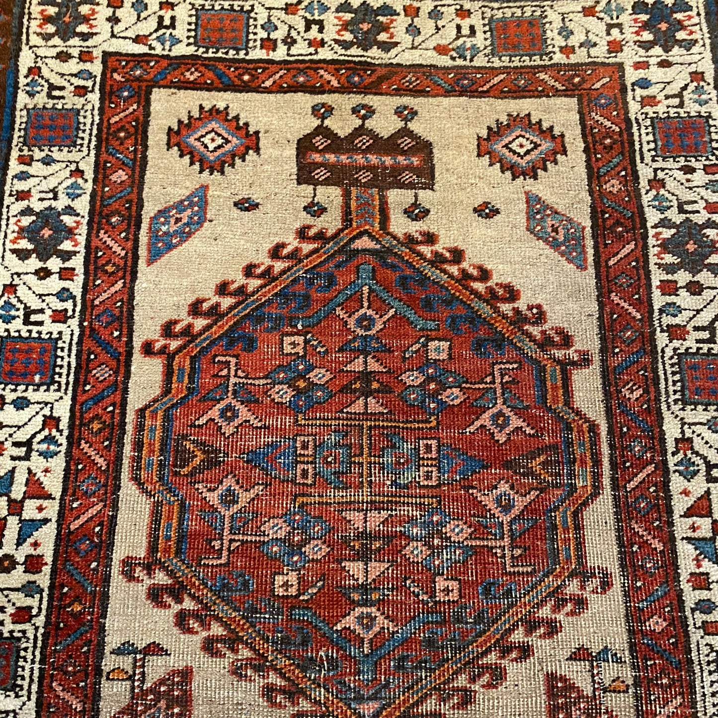 Vintage Rug, 2' 10 x 5' 6 Tan