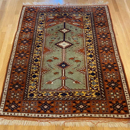 Vintage Rug, 4' x 5' 5 Soft Green